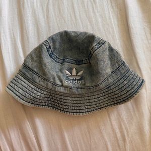 Adidas Bucket Hat